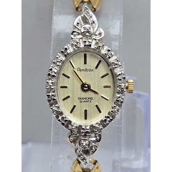 Vintage Armitron Diamond Quartz Womens Gold Tone Oval Cocktail Watch New Battery main image 8
